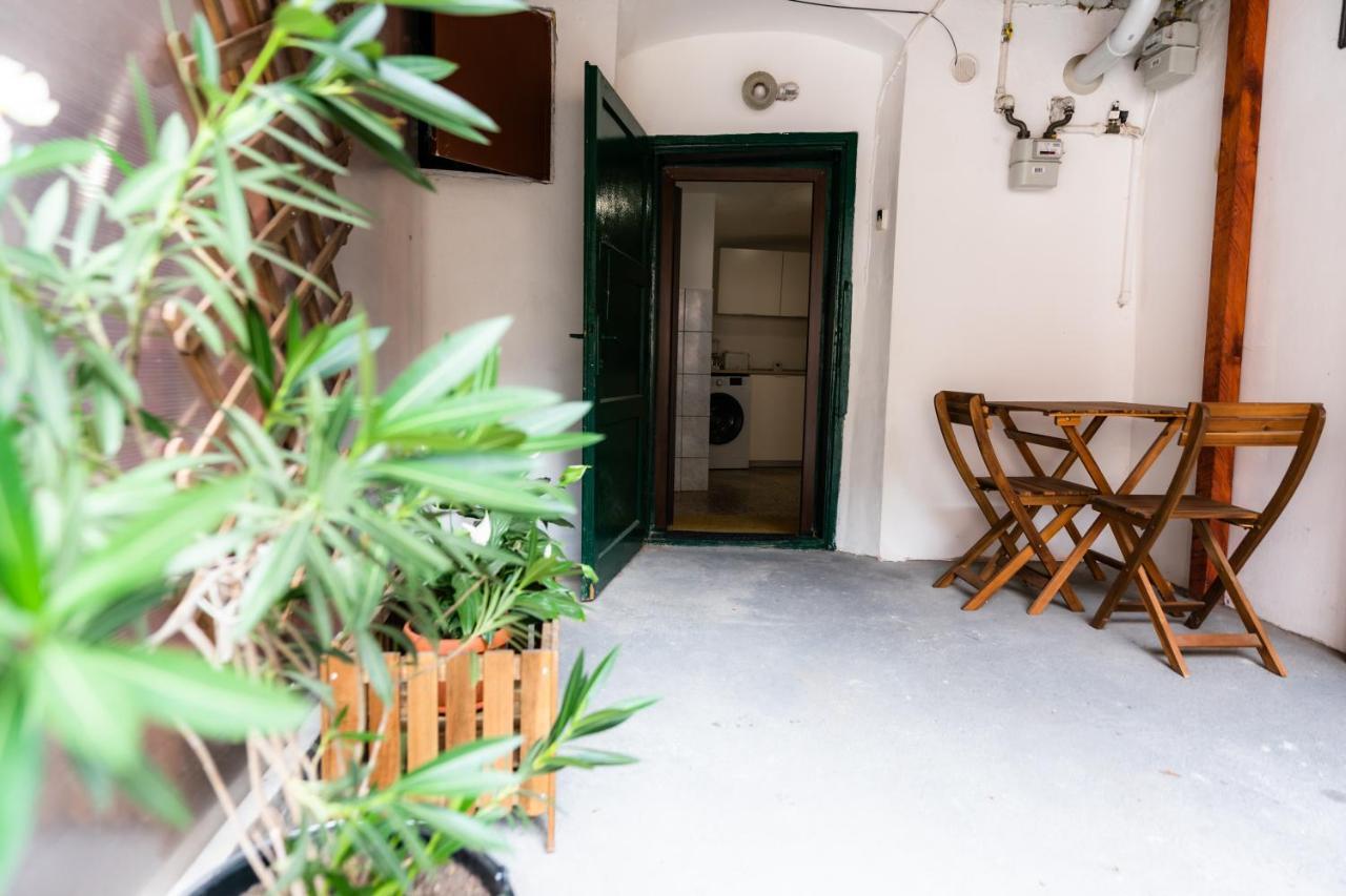 Charming Studio Ideal For Getaways Or Workations In Sibiu'S Medieval City Center Экстерьер фото