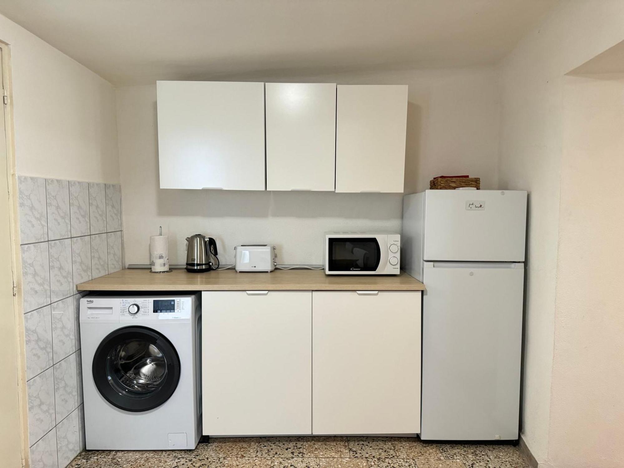 Charming Studio Ideal For Getaways Or Workations In Sibiu'S Medieval City Center Экстерьер фото