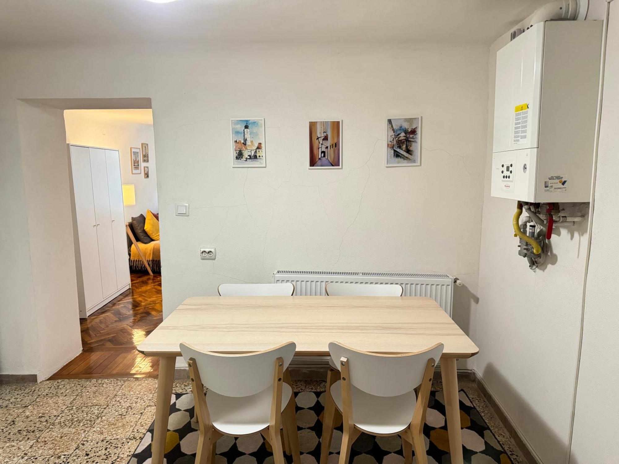 Charming Studio Ideal For Getaways Or Workations In Sibiu'S Medieval City Center Экстерьер фото