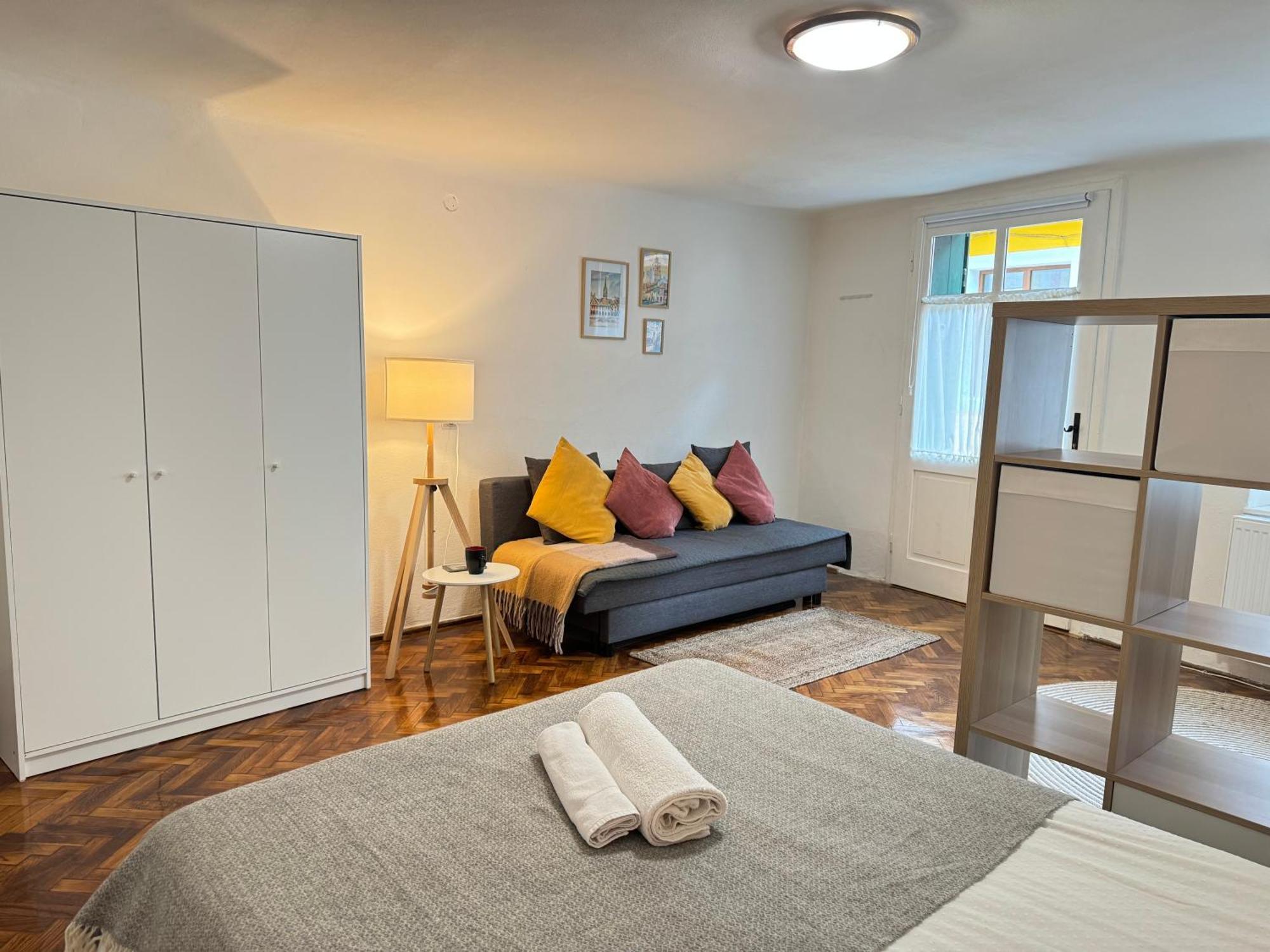 Charming Studio Ideal For Getaways Or Workations In Sibiu'S Medieval City Center Экстерьер фото